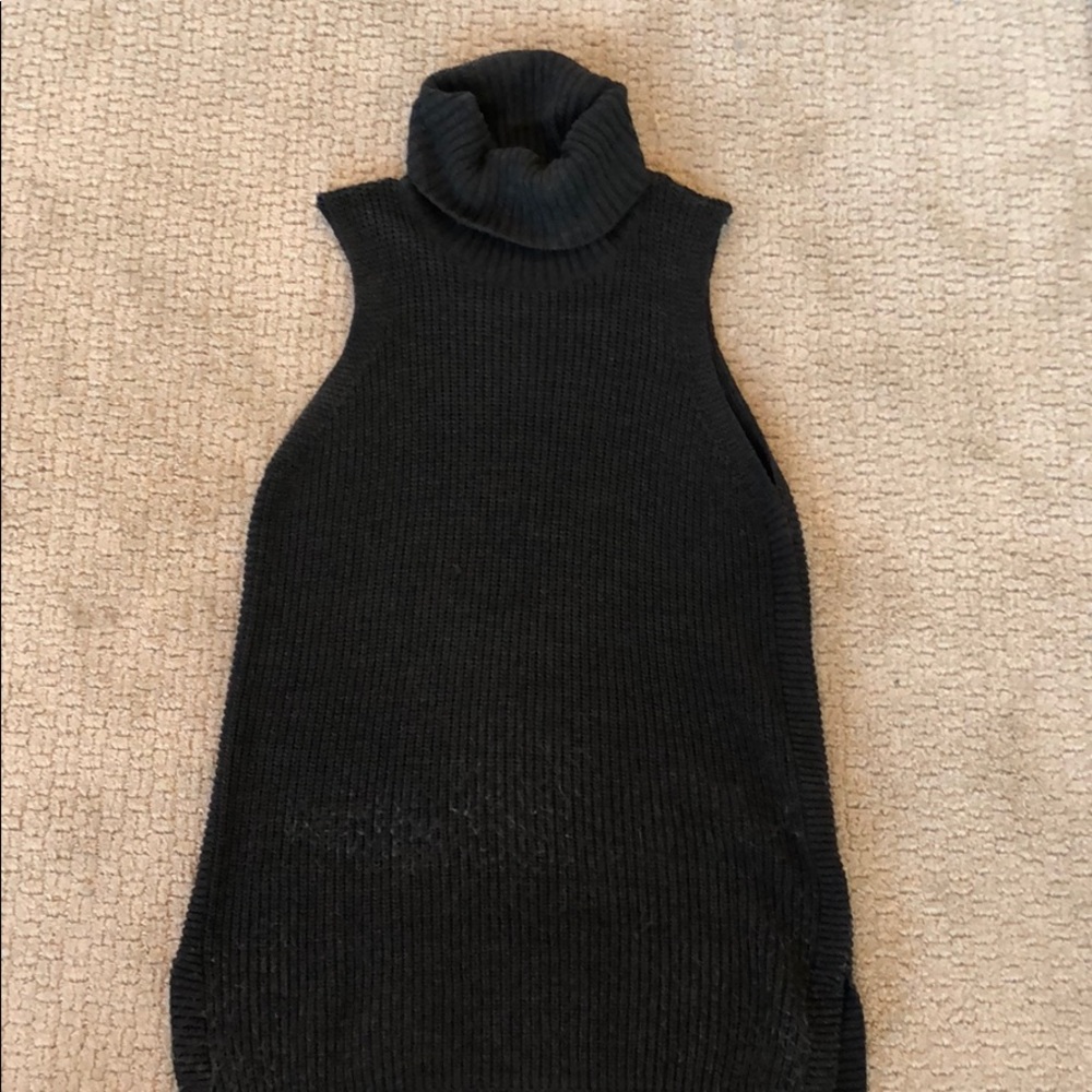 Sweater Vest